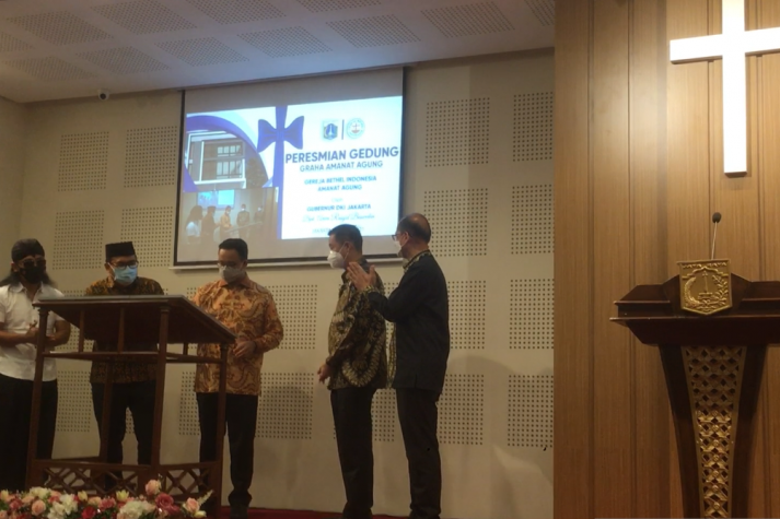 Anies salurkan bantuan Rp11 miliar bagi tempat ibadah pada 2022 Anies salurkan bantuan Rp11 miliar bagi tempat ibadah pada 2022