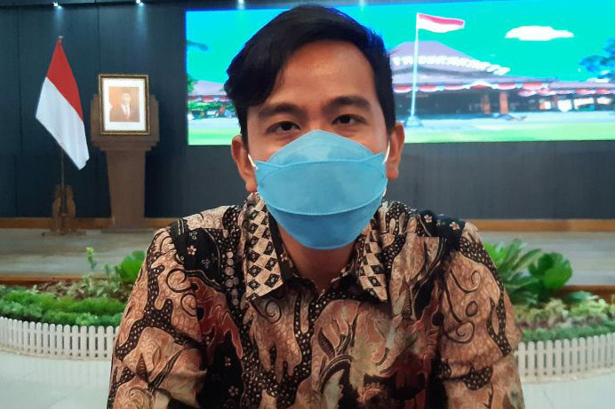 Gibran masih positif COVID-19 meski sudah sepuluh hari isoman Gibran masih positif COVID-19 meski sudah sepuluh hari isoman