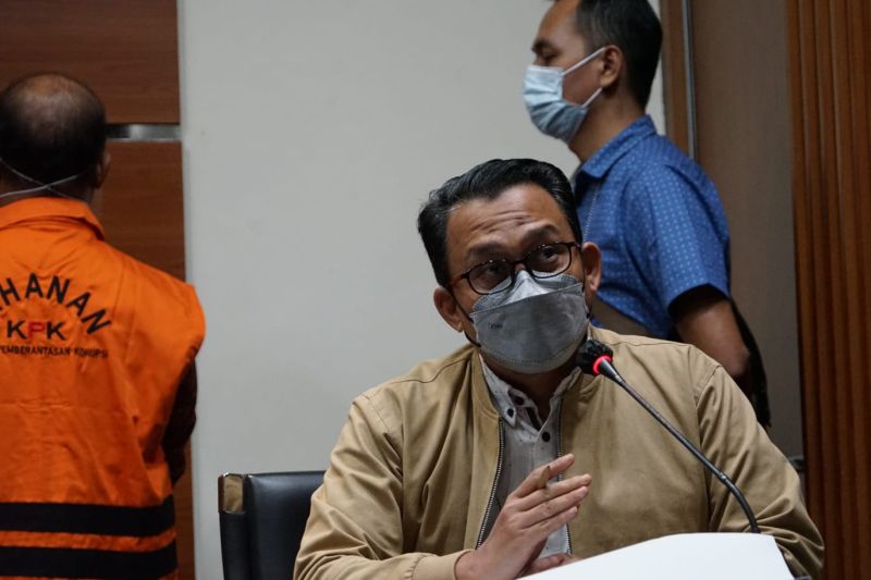 KPK dalami aliran uang fee proyek yang diterima Bupati Langkat