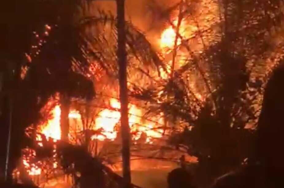Sumur minyak Ranto Perlak, Aceh Timur kembali meledak, sejumlah warga luka-luka Sumur minyak Ranto Perlak, Aceh Timur kembali meledak, sejumlah warga luka-luka