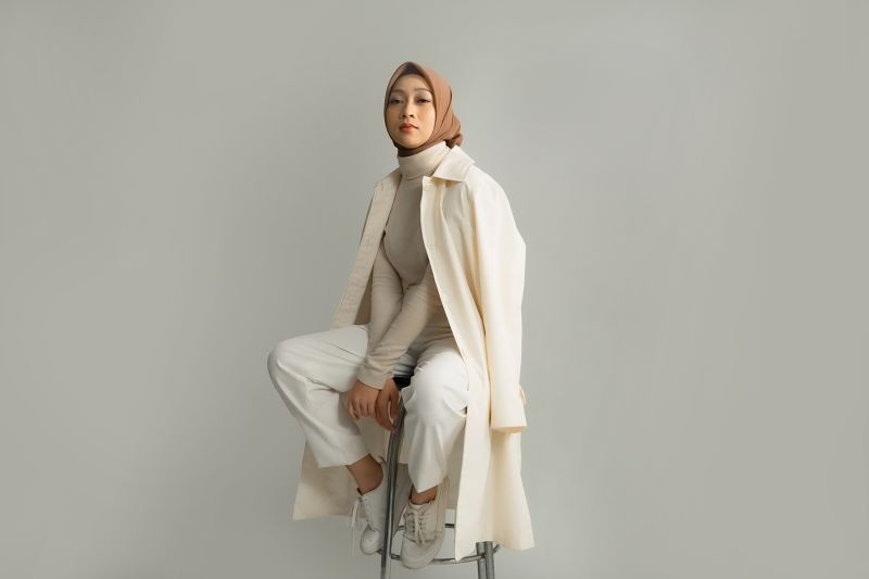 Nina Tri Suci gambarkan hubungan toxic lewat single Terima Saja