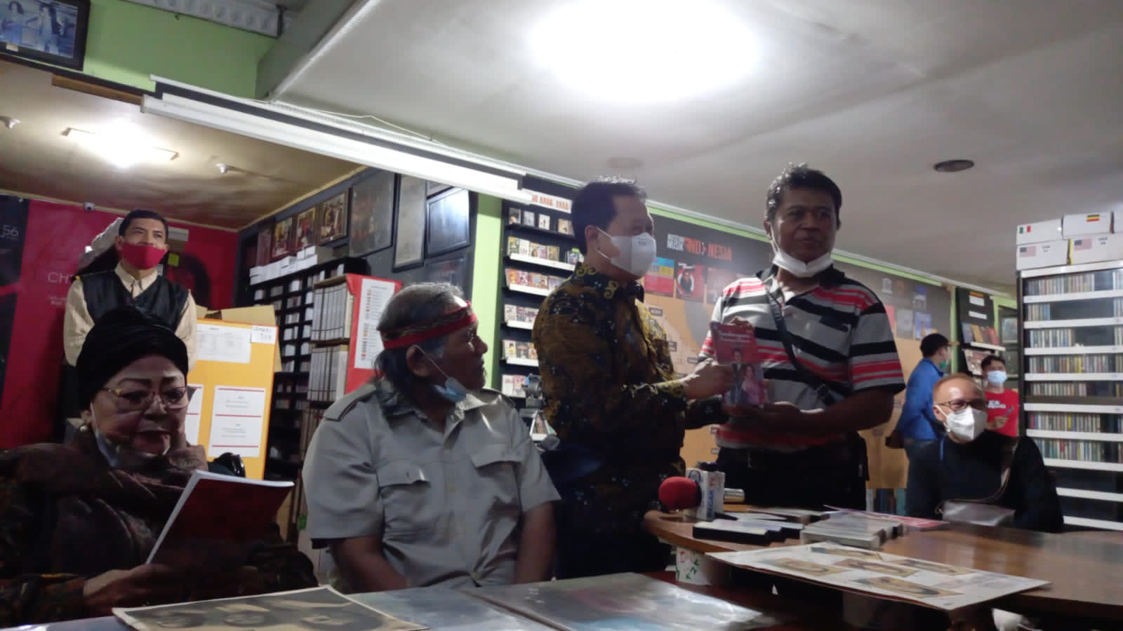 Tahun depan, Maestro Keroncong Waljinah akan tampil di umum setelah 5 tahun absen Tahun depan, Maestro Keroncong Waljinah akan tampil di umum setelah 5 tahun absen