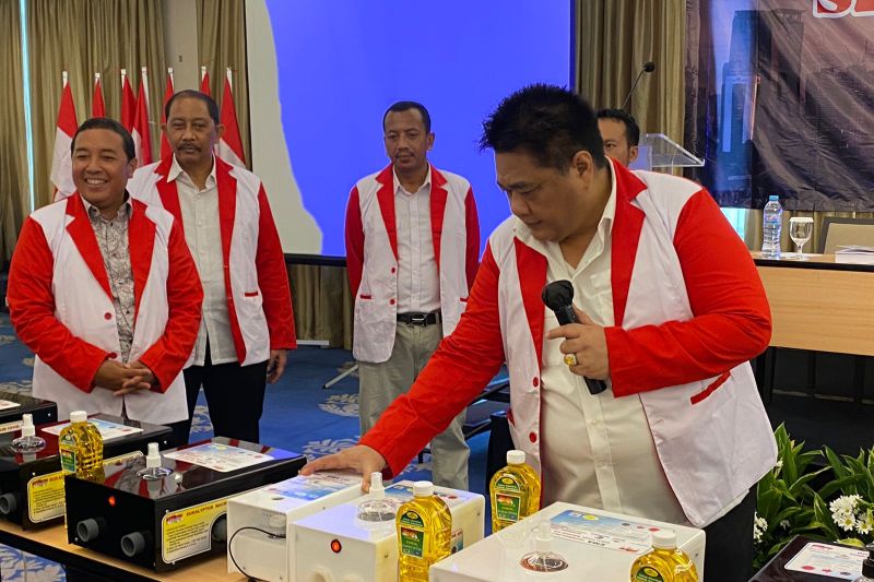 Ilmuwan ciptakan empat alat bantu 3M dan vaksinasi hentikan COVID-19