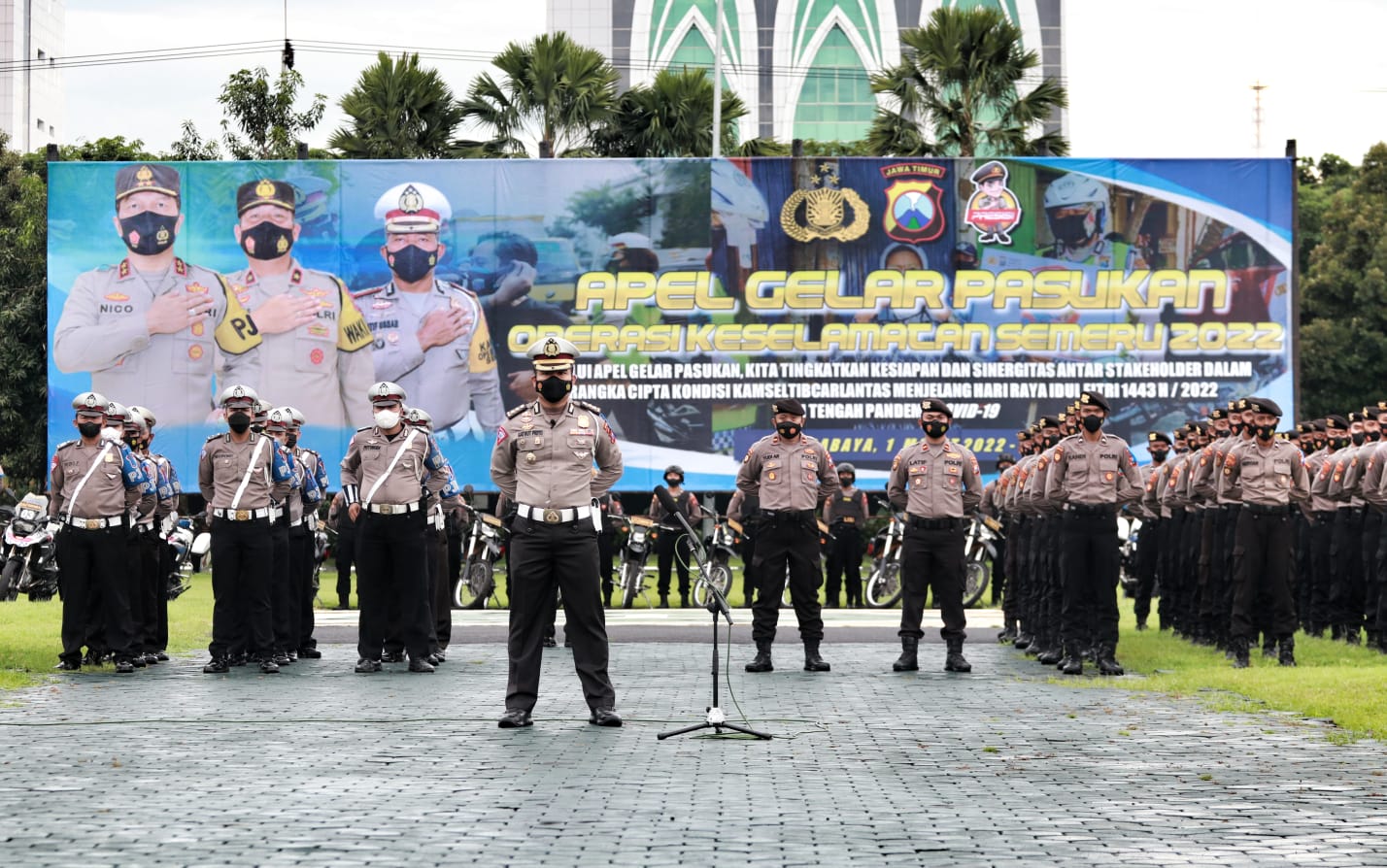 Polda Jatim akan tindak delapan pelanggaran penyebab kecelakaan dengan tilang elektronik Polda Jatim akan tindak delapan pelanggaran penyebab kecelakaan dengan tilang elektronik