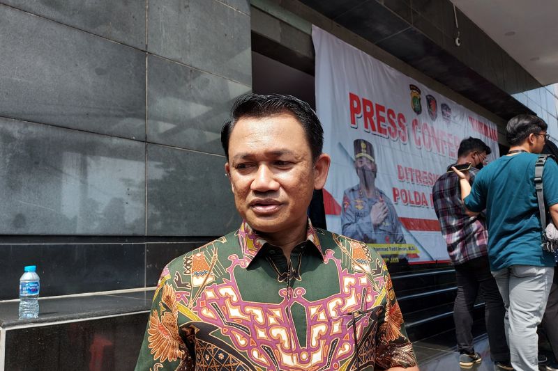 Polda Metro imbau warga agar tidak bekerja di perusahaan pinjol ilegal Polda Metro imbau warga agar tidak bekerja di perusahaan pinjol ilegal