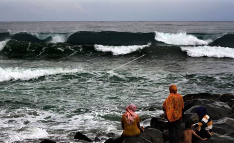 Cuaca buruk sebabkan penyeberangan Banda Aceh-Sabang dihentikan