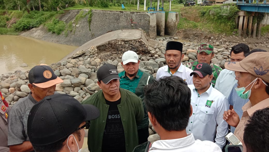 Legislator minta pekerjaan Bendung Daerah Irigasi Krueng Pase tidak tersendat Legislator minta pekerjaan Bendung Daerah Irigasi Krueng Pase tidak tersendat