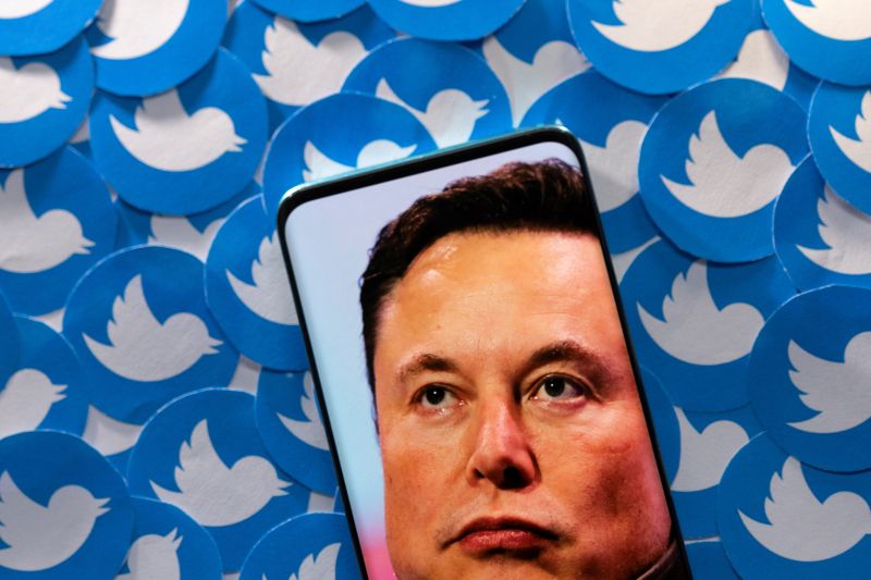 Elon Musk isyaratkan ingin beli Twitter dengan harga yang lebih murah Elon Musk isyaratkan ingin beli Twitter dengan harga yang lebih murah