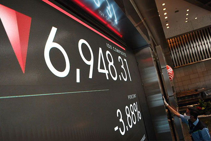 IHSG Kamis dibuka melemah 13,88 poin