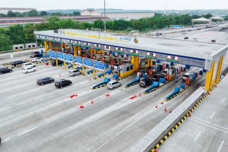 Jasa Marga kembali berlakukan contra flow di Tol Japek arah Cikampek