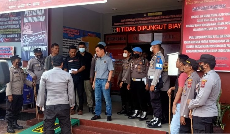 25 narapidana provokator keributan Rutan Padang dipindahkan