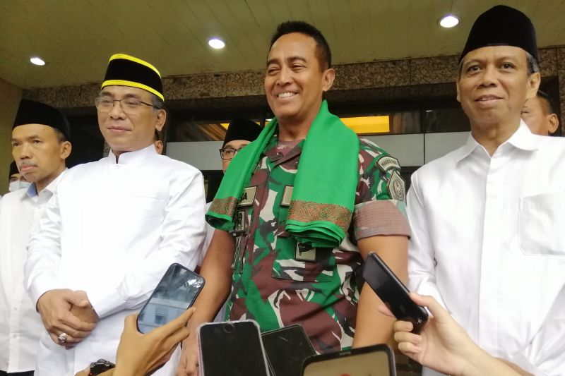 Panglima TNI: 10 oknum prajurit tersangka kasus kerangkeng manusia Panglima TNI: 10 oknum prajurit tersangka kasus kerangkeng manusia