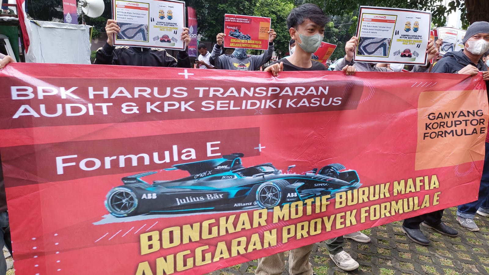 Kembali gelar aksi, massa dukung KPK tuntaskan dugaan korupsi Formula E Kembali gelar aksi, massa dukung KPK tuntaskan dugaan korupsi Formula E