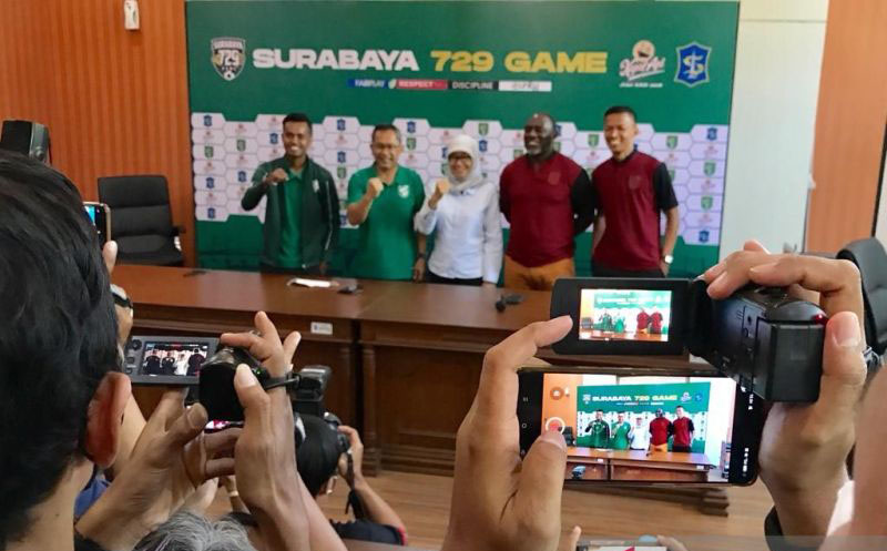 Persebaya tak sabar bermain di hadapan bonek-bonita di GBT