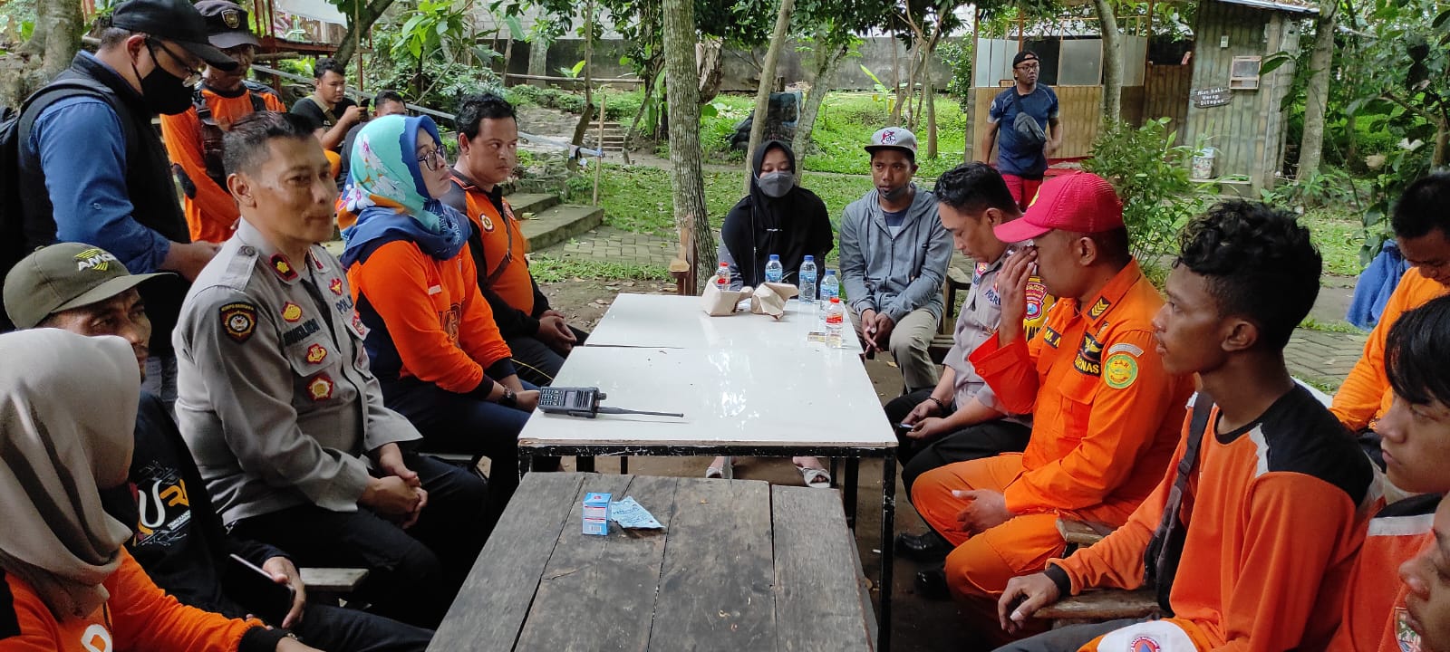 Basarnas Pos Trenggalek hentikan pencarian balita diduga tenggelam di Sungai Brantas Basarnas Pos Trenggalek hentikan pencarian balita diduga tenggelam di Sungai Brantas