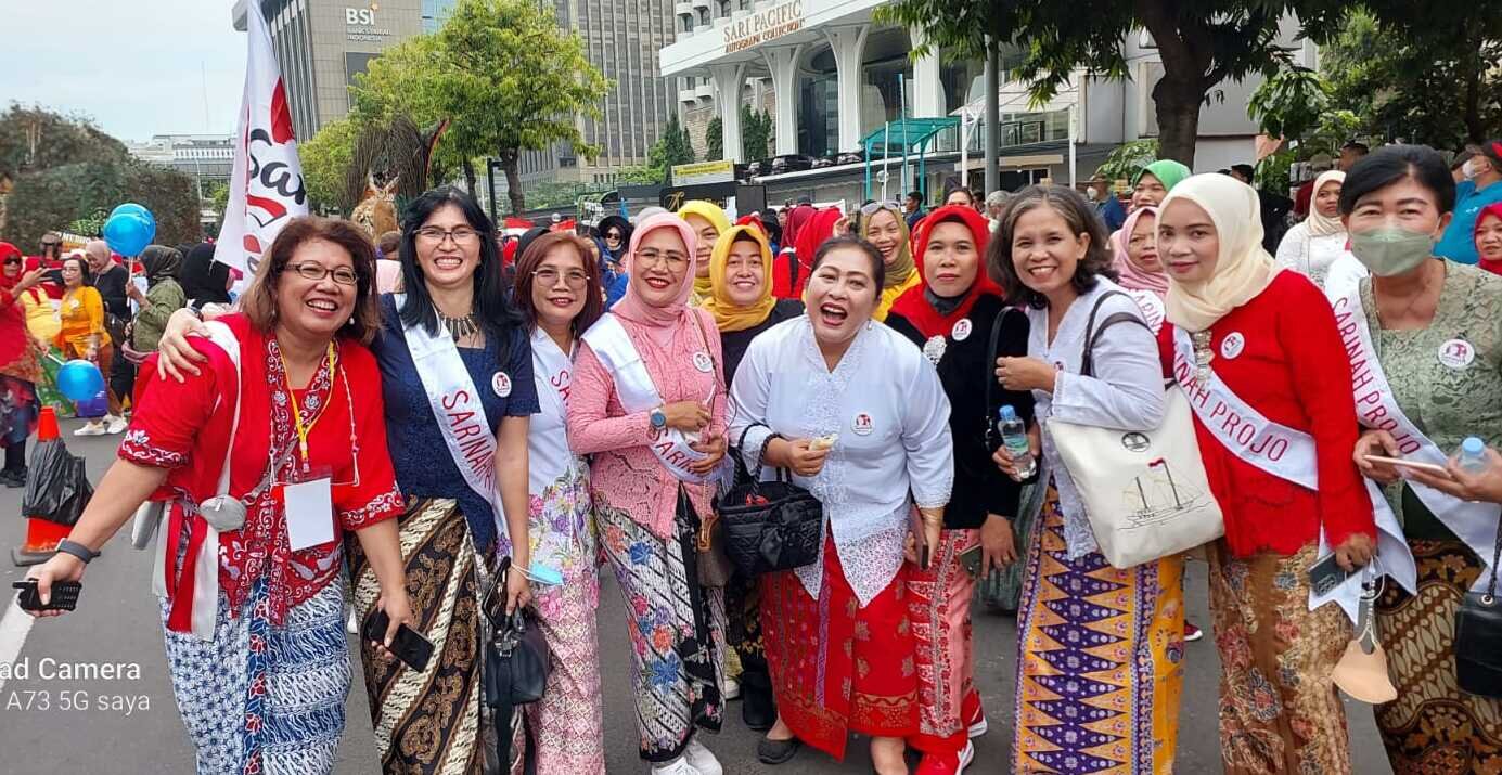 Cinta budaya dan tangkal terorisme, Sarinah Projo dan ribuan perempuan ikuti Parade Budaya Nusantara Cinta budaya dan tangkal terorisme, Sarinah Projo dan ribuan perempuan ikuti Parade Budaya Nusantara