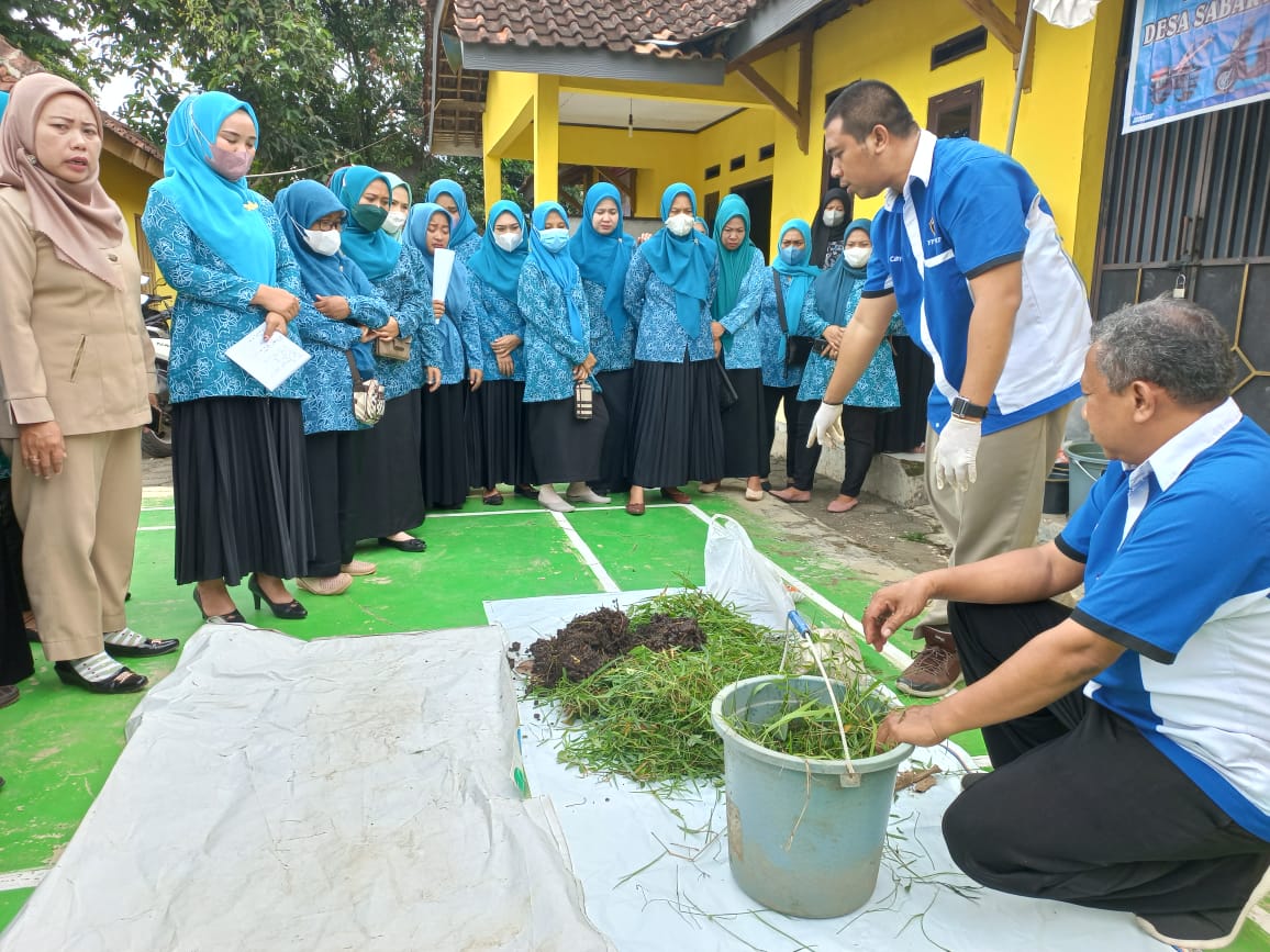 Undip ajari ibu-ibu PKK olah sampah jadi berkah