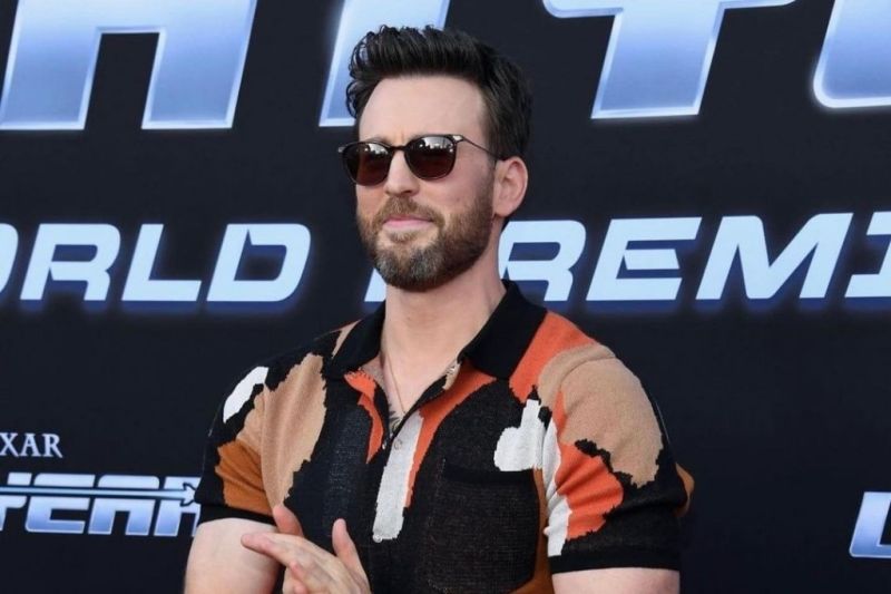 Chris Evans dinobatkan sebagai pria terseksi 2022