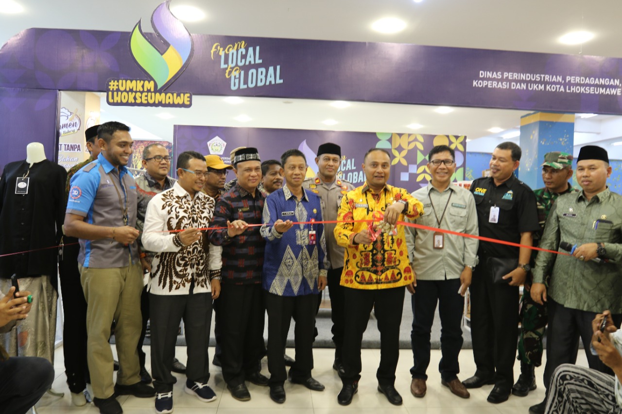 PJ Wali Kota Lhokseumawe buka Gerai UMKM di mall PJ Wali Kota Lhokseumawe buka Gerai UMKM di mall