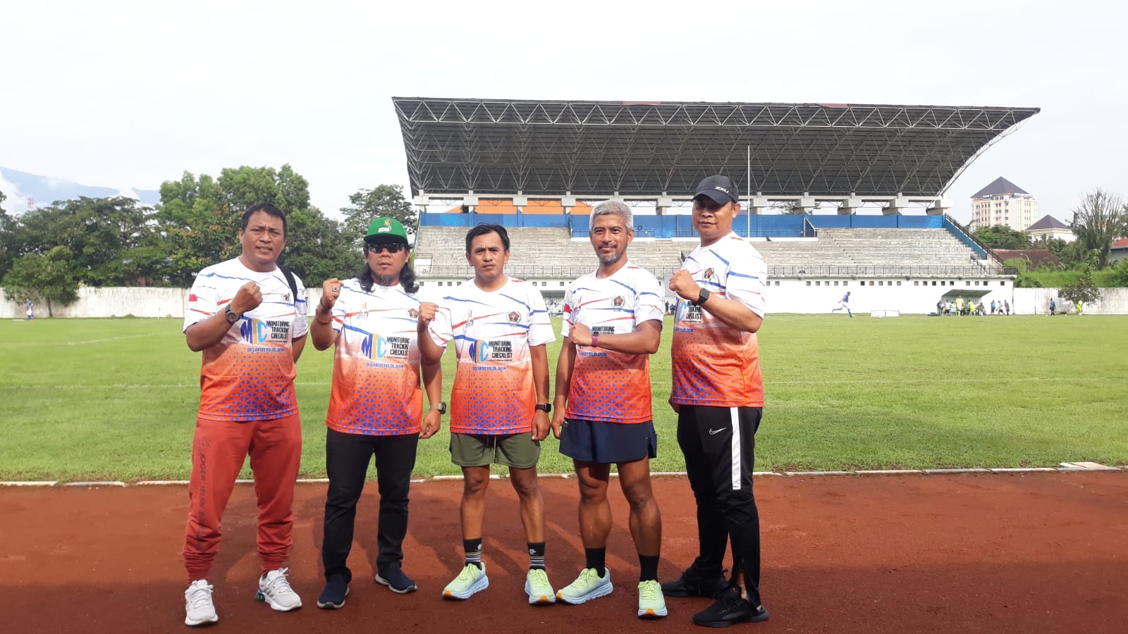Jatim optimistis raih medali emas atletik di ajang Porwanaa XIII 2022 Jatim optimistis raih medali emas atletik di ajang Porwanaa XIII 2022