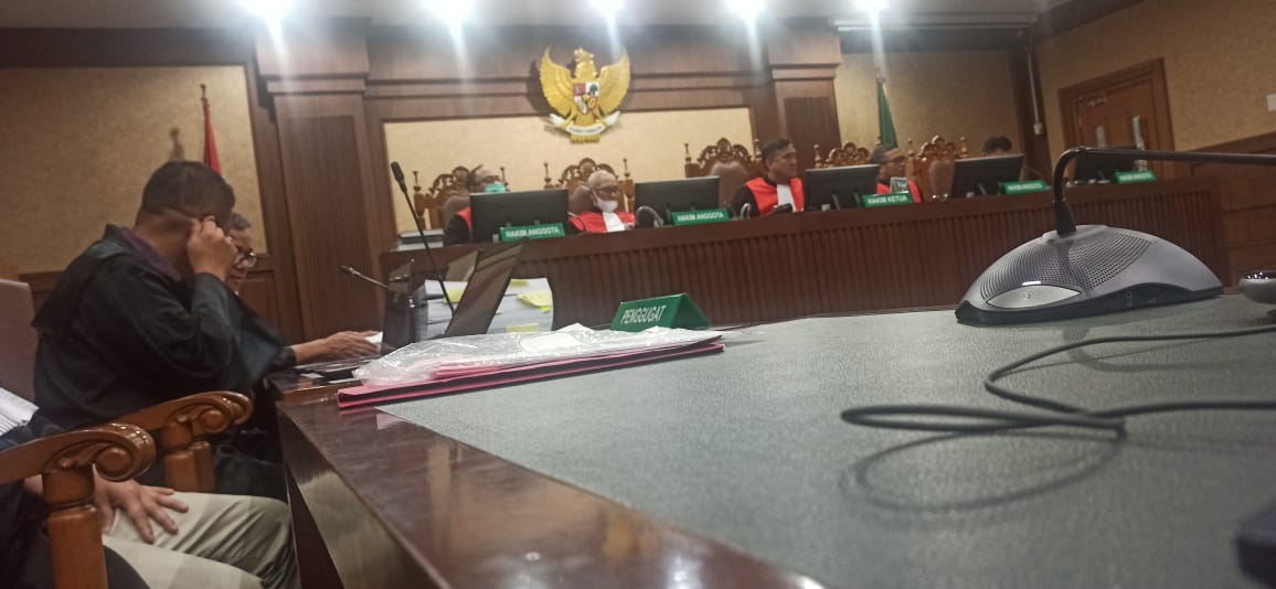 Mantan Komite Pengarah BPDPKS ungkap HET penyebab kelangkaan minyak goreng Mantan Komite Pengarah BPDPKS ungkap HET penyebab kelangkaan minyak goreng