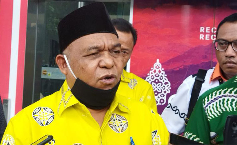 Lukas Enembe minta izin berobat ke Singapura Lukas Enembe minta izin berobat ke Singapura