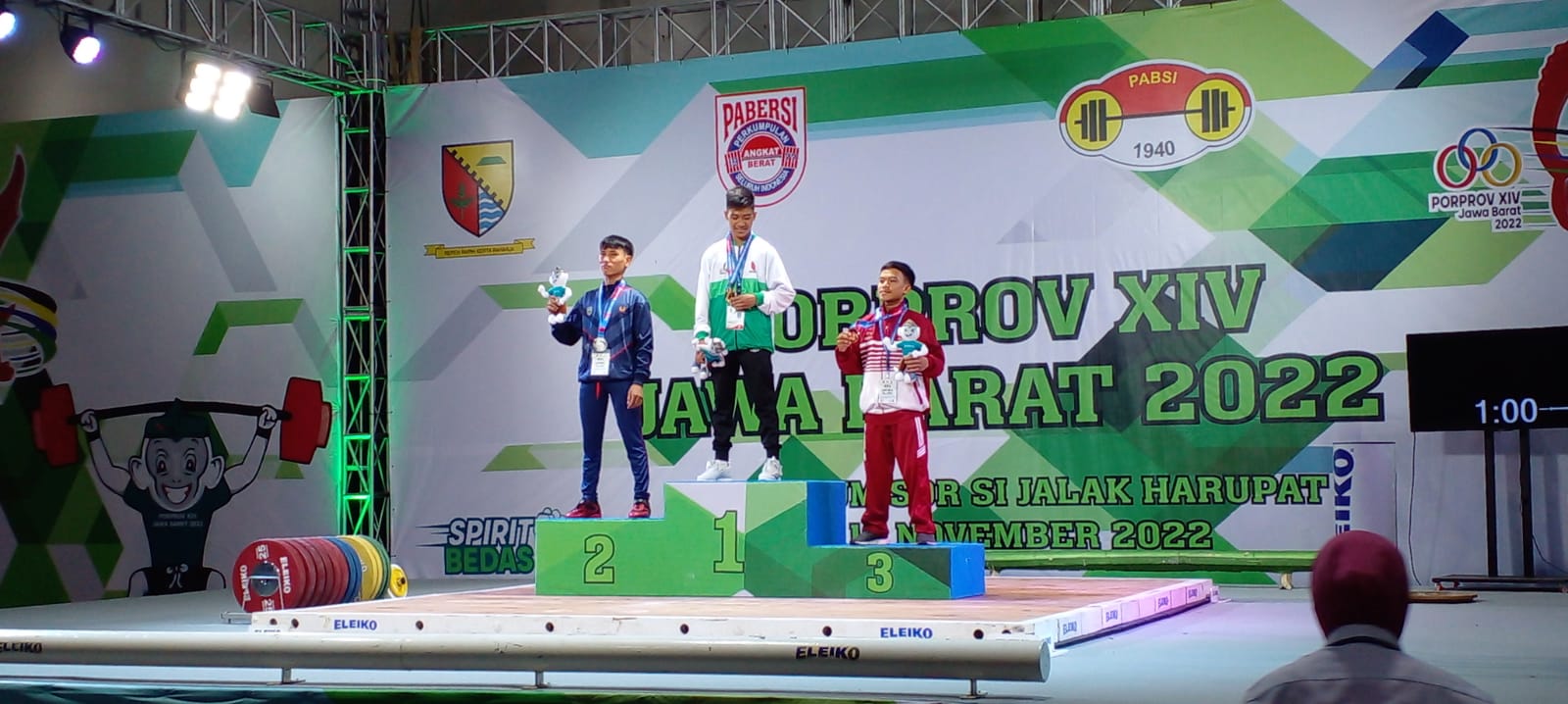 Angkat besi sumbang perunggu bagi Kabupaten Majalengka di Porprov Jabar 2022 Angkat besi sumbang perunggu bagi Kabupaten Majalengka di Porprov Jabar 2022