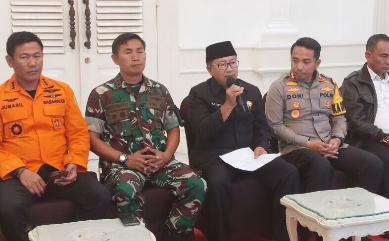 Pencarian korban gempa Cianjur diperpanjang selama tiga hari Pencarian korban gempa Cianjur diperpanjang selama tiga hari