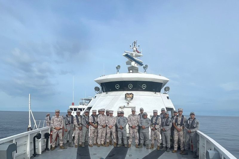 Bakamla RI patroli bersama Malaysia di perbatasan Bakamla RI patroli bersama Malaysia di perbatasan