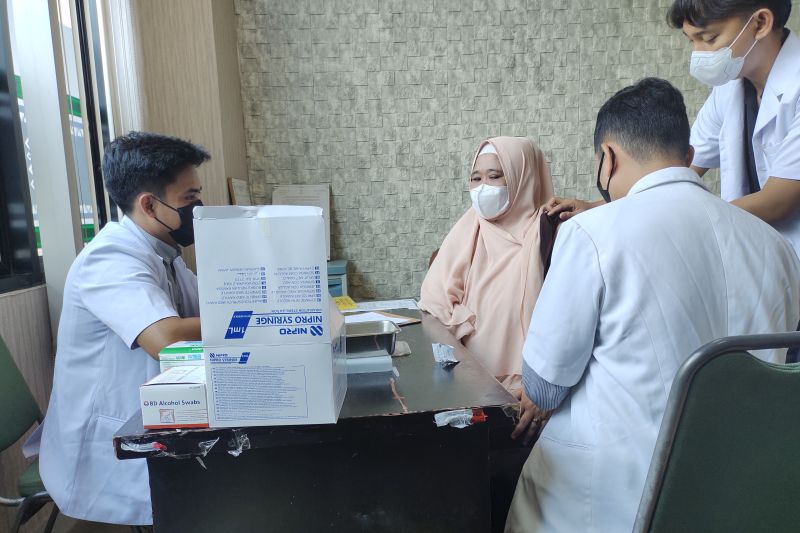 Kemenag tunggu konfimasi Arab Saudi soal aturan vaksin meningitis Kemenag tunggu konfimasi Arab Saudi soal aturan vaksin meningitis