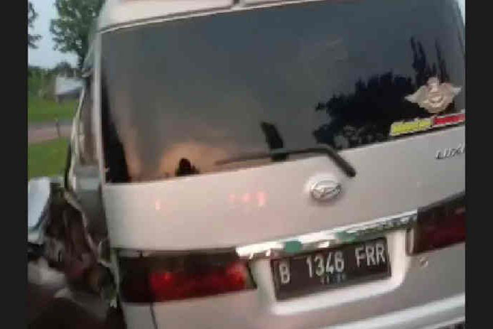 Polisi: kecelakaan di KM 139 Cipali akibatkan tiga tewas tujuh luka Polisi: kecelakaan di KM 139 Cipali akibatkan tiga tewas tujuh luka