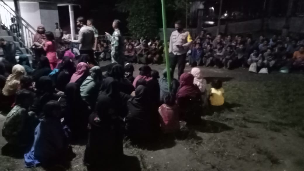 Ratusan warga Rohingya kembali terdampar di Kabupaten Aceh Utara Ratusan warga Rohingya kembali terdampar di Kabupaten Aceh Utara