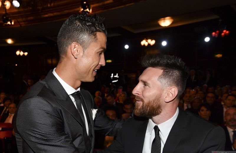 Ronaldo dan Messi jadi bintang iklan bersama Louis Vuitton Ronaldo dan Messi jadi bintang iklan bersama Louis Vuitton
