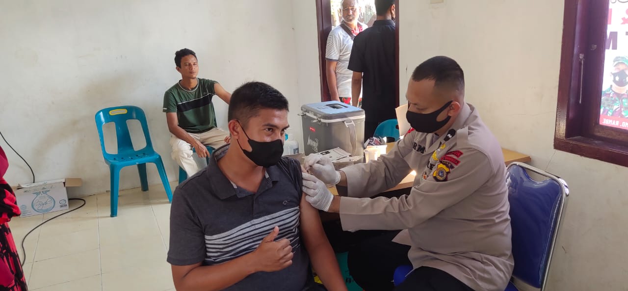 Polda Aceh dan jajaran vaksin 3.172 orang Polda Aceh dan jajaran vaksin 3.172 orang