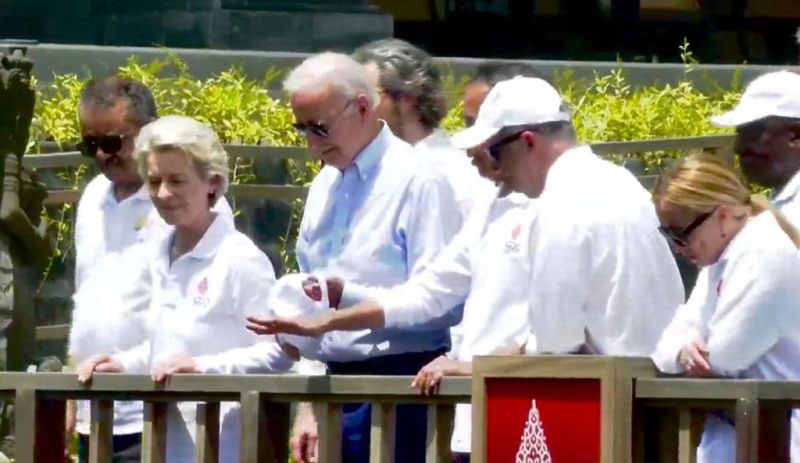 Joe Biden tampil beda dari tamu negara lainnya di Tahura Ngurah Rai Joe Biden tampil beda dari tamu negara lainnya di Tahura Ngurah Rai