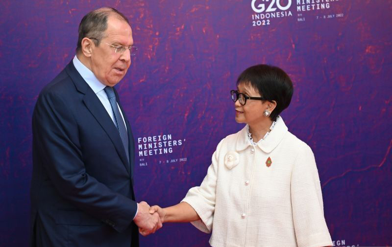 Moskow bantah Menlu Lavrov dibawa ke RS setelah tiba di Bali