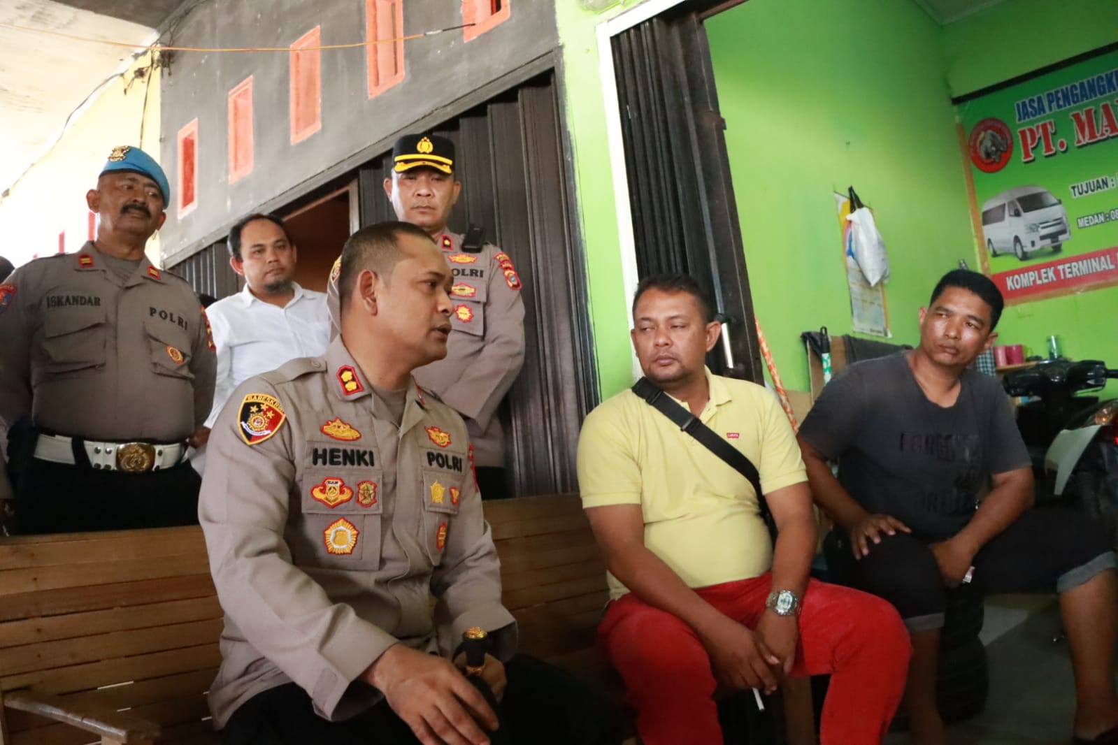 Cegah aksi premanisme, Kapolres Lhokseumawe turun langsung ke lapangan Cegah aksi premanisme, Kapolres Lhokseumawe turun langsung ke lapanganÂ