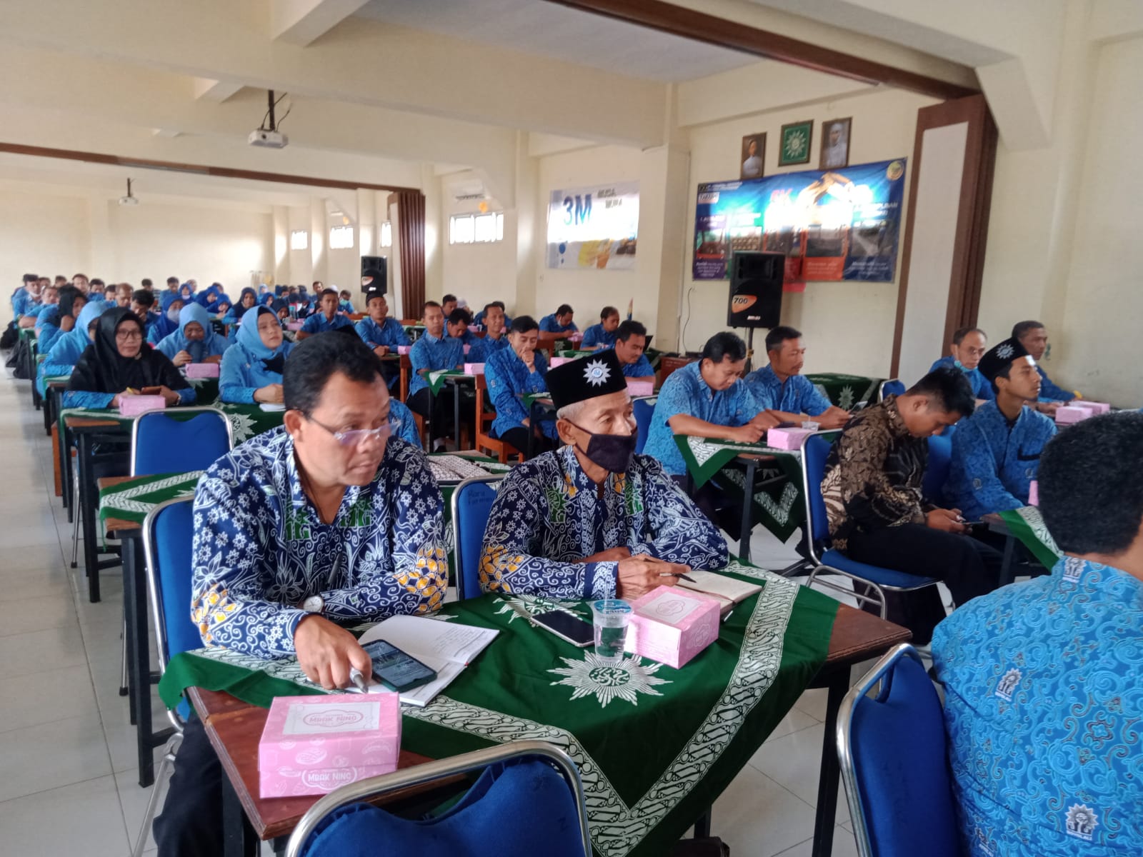 Guru Mummadiyah diminta fahami kurikulum yang holistic dan integrative Guru Mummadiyah diminta fahami kurikulum yang holistic dan integrative
