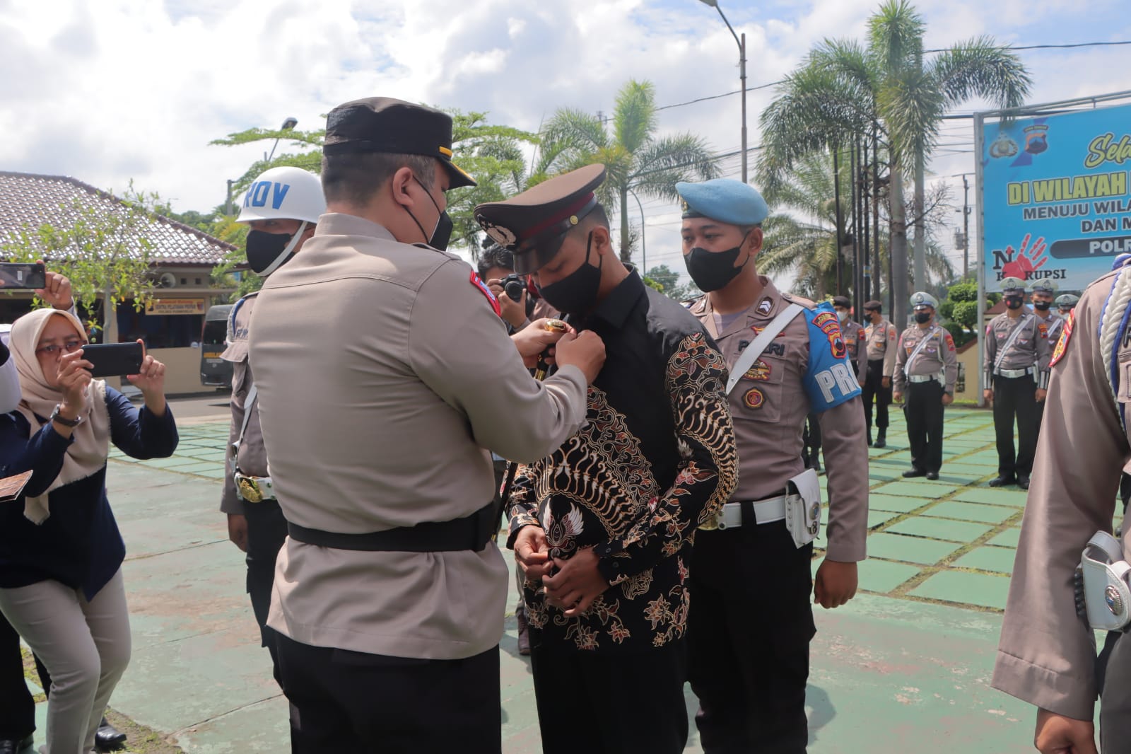 Selingkuh dengan istri anggota TNI, Aipda AL dipecat Selingkuh dengan istri anggota TNI, Aipda AL dipecat