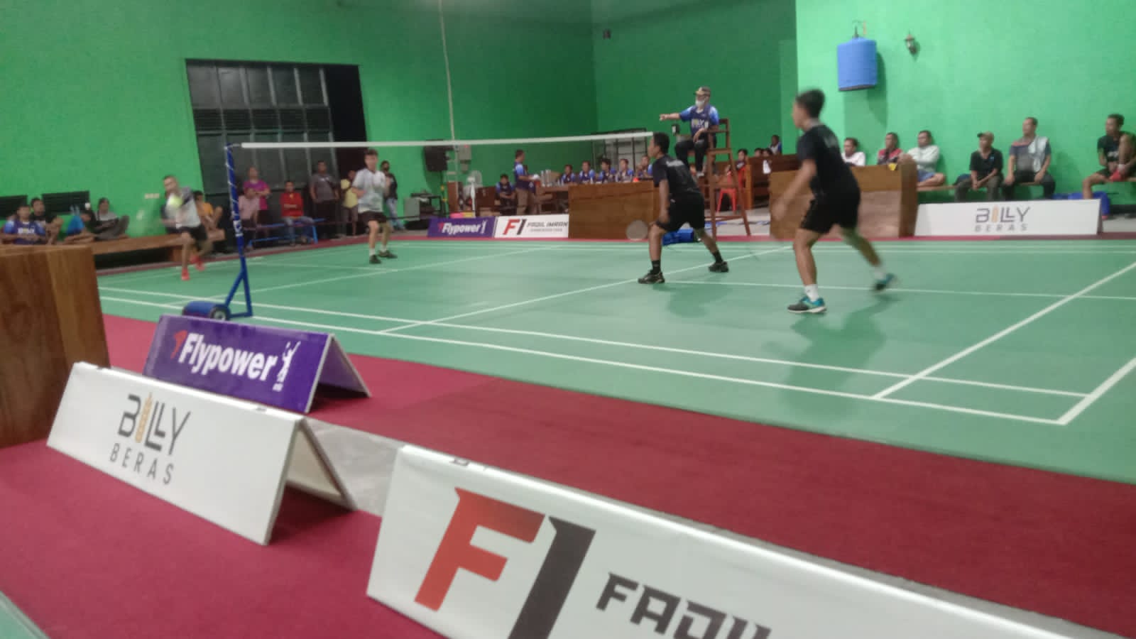 Apresiasi bebas impor beras, turnamen badminton bagi petani digelar