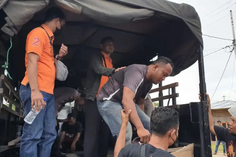 Enam tersangka pembakaran surat suara terancam 5 tahun penjara