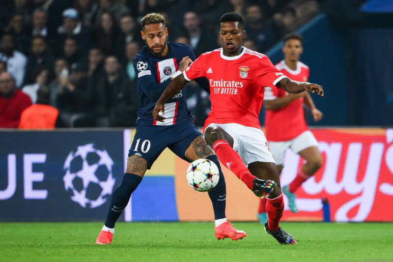 PSG berbagi poin dengan Benfica usai bermain imbang 1-1 PSG berbagi poin dengan Benfica usai bermain imbang 1-1