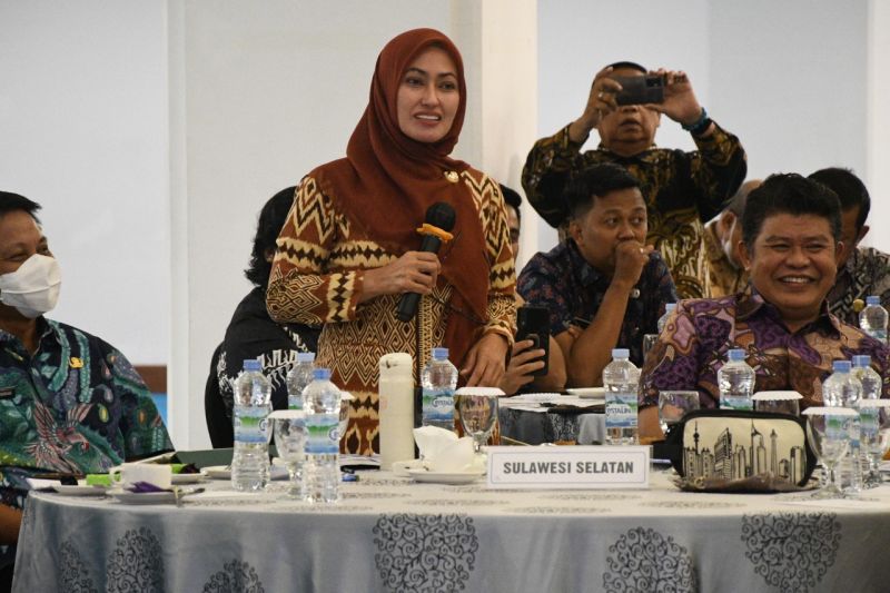 KPK dan kepala daerah bahas tata kelola BUMD sektor tambang KPK dan kepala daerah bahas tata kelola BUMD sektor tambang