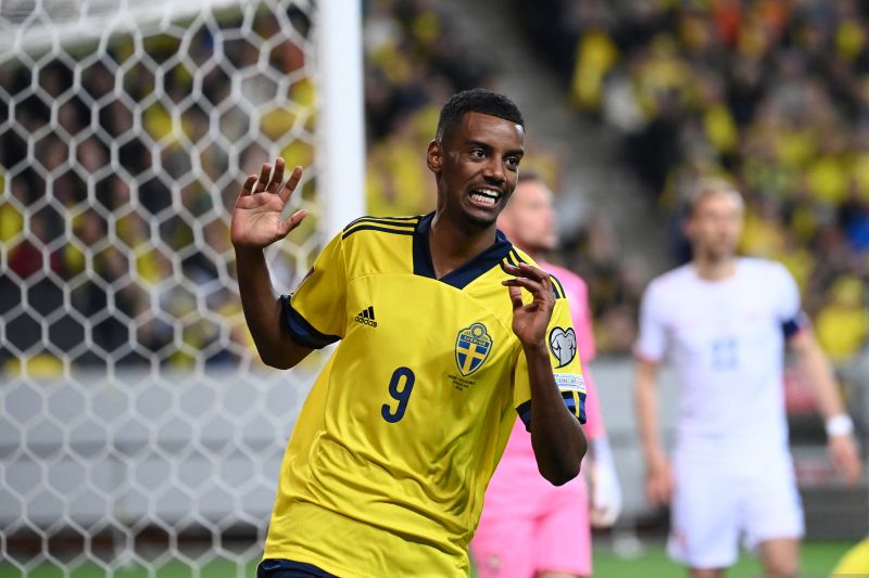 Alexander Isak dipastikan absen di Piala Dunia 2022 karena cedera Alexander Isak dipastikan absen di Piala Dunia 2022 karena cedera