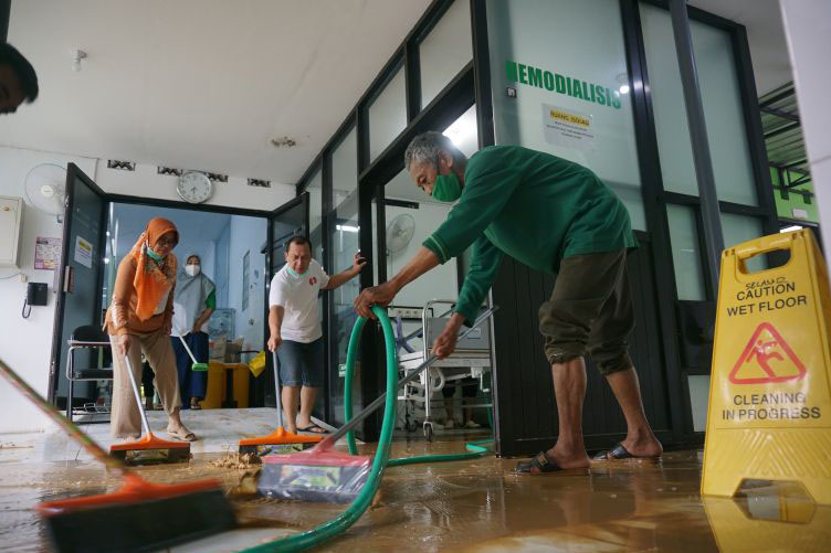 RSUD Trenggalek masih menutup sementara layanan rawat jalan RSUD Trenggalek masih menutup sementara layanan rawat jalan