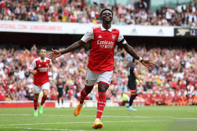 Dua gol Bukayo Saka bantu Arsenal taklukkan Liverpool Dua gol Bukayo Saka bantu Arsenal taklukkan Liverpool