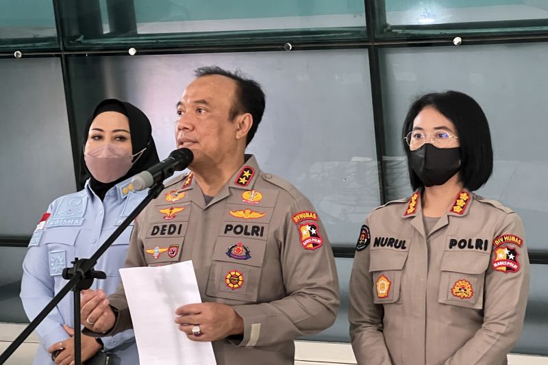Polri tak akan gunakan gas air mata saat amankan pertandingan Polri tak akan gunakan gas air mata saat amankan pertandingan