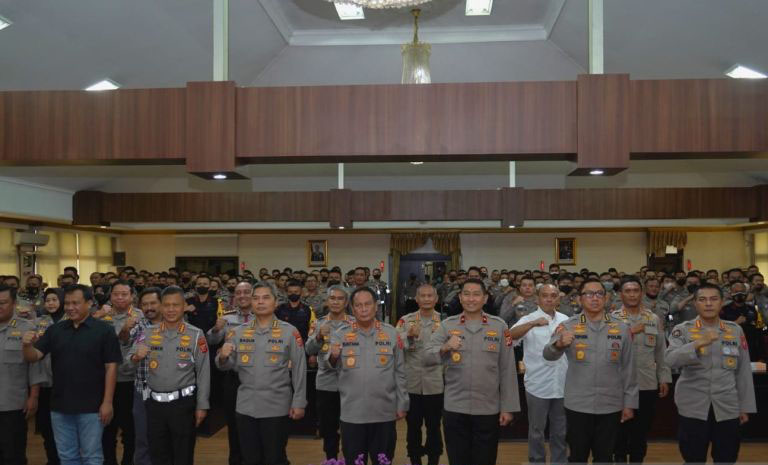 Polda Jabar kirim 353 personel bantu amankan KTT G20 di Bali Polda Jabar kirim 353 personel bantu amankan KTT G20 di Bali