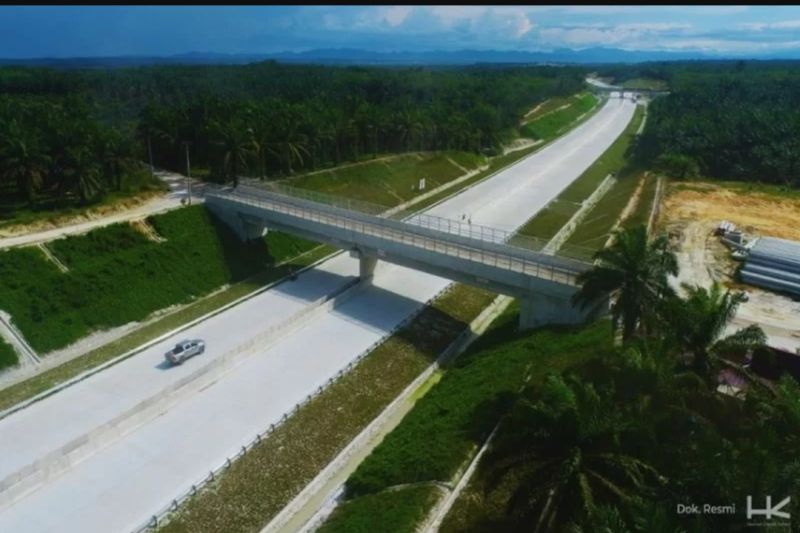 Hari pertama 4.000 kendaraan lewati Tol Pekanbaru-Bangkinang