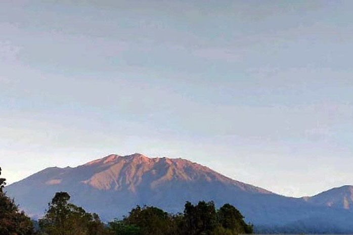 PVMBG ingatkan warga waspadai bahaya lahar gunung api saat musim hujan PVMBG ingatkan warga waspadai bahaya lahar gunung api saat musim hujan